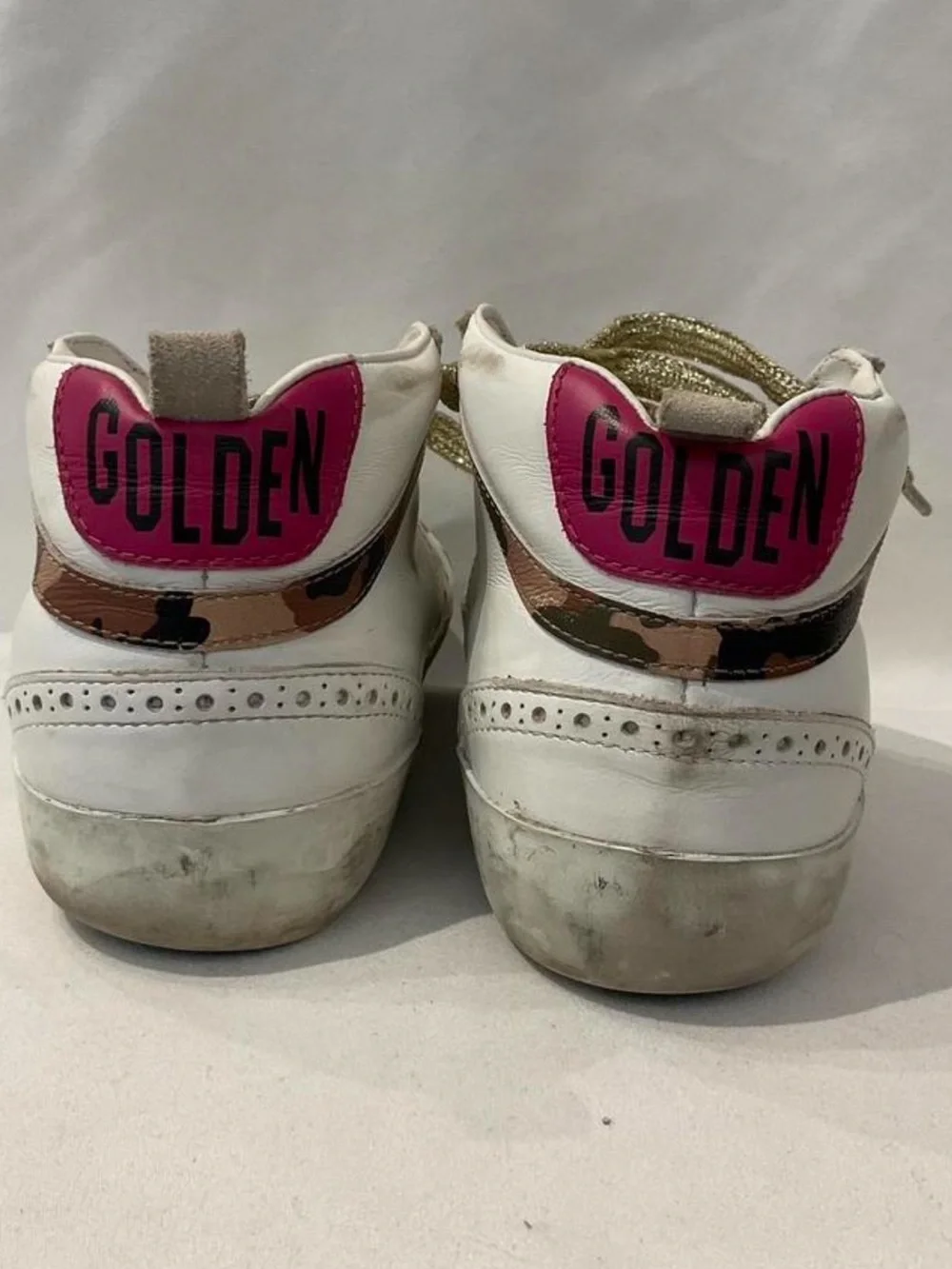 Golden Goose Sneakers